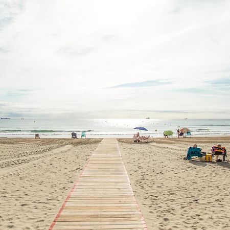 Apartbeach Novelty Climatizado Y Vistas Playa Salou Bagian luar foto
