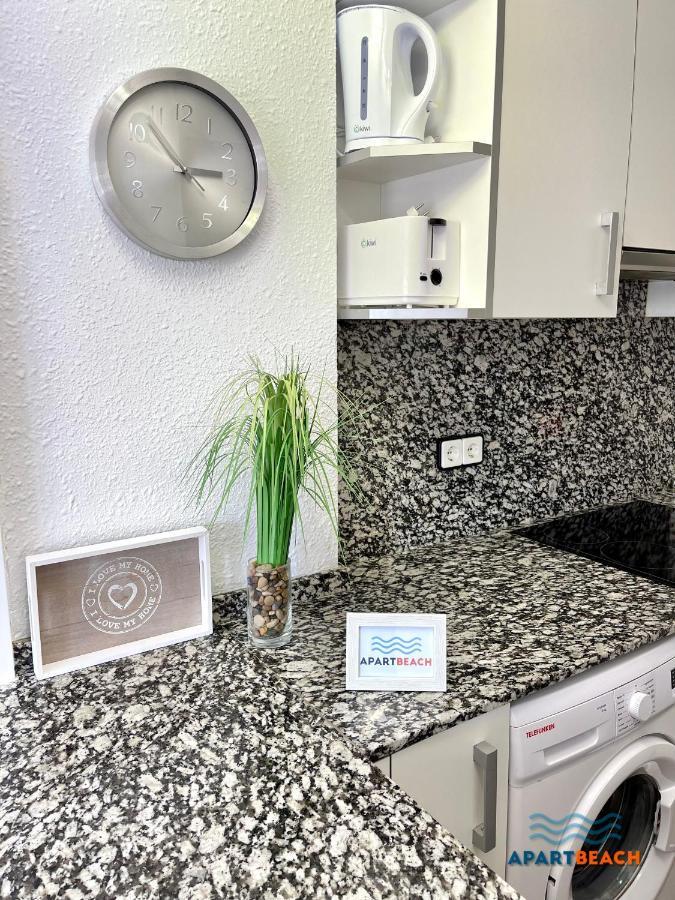 Apartbeach Novelty Climatizado Y Vistas Playa Salou Bagian luar foto